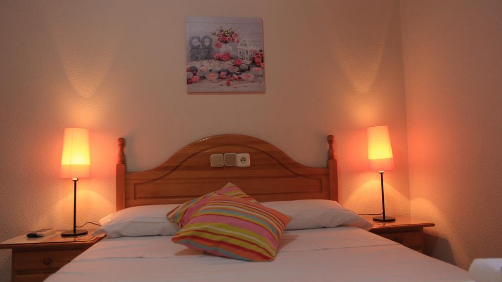 Ch Antonio Hotel Madrid Exterior photo