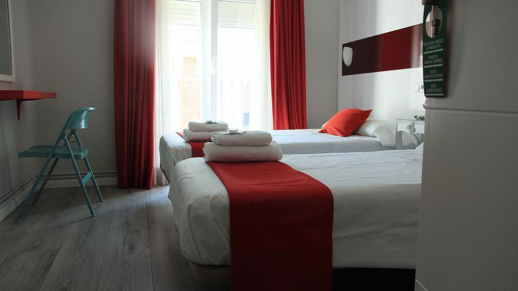 Ch Antonio Hotel Madrid Exterior photo
