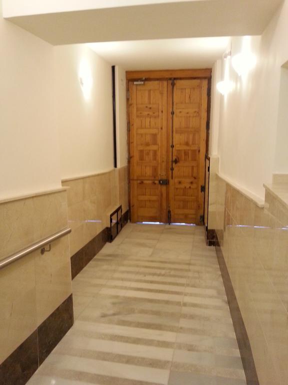 Ch Antonio Hotel Madrid Exterior photo